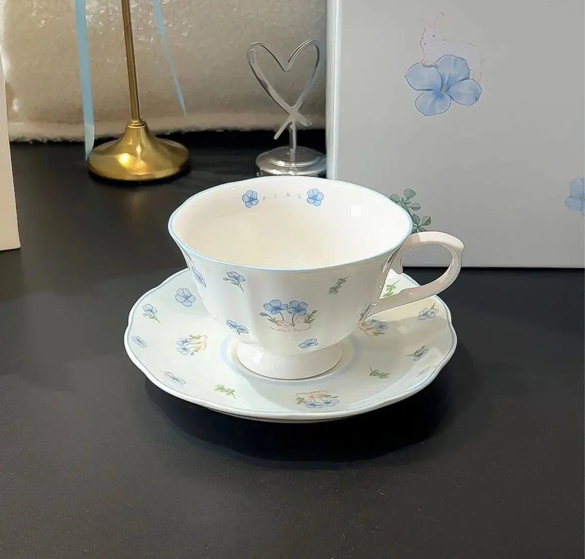 Tee-Set - Französisches Mädchen - Keramik für Nachmittagstee