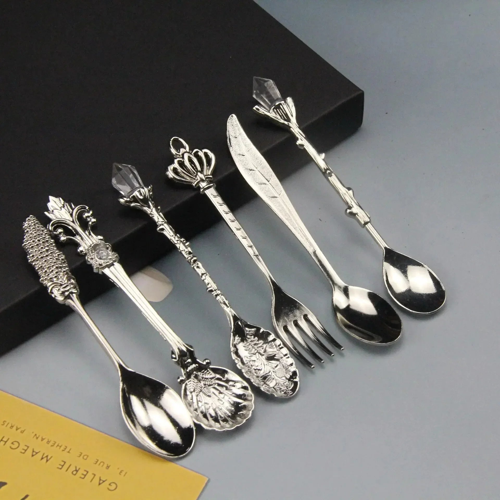 Kaffeelöffel Set – Vintage Zinklegierung, Kristallspitzen