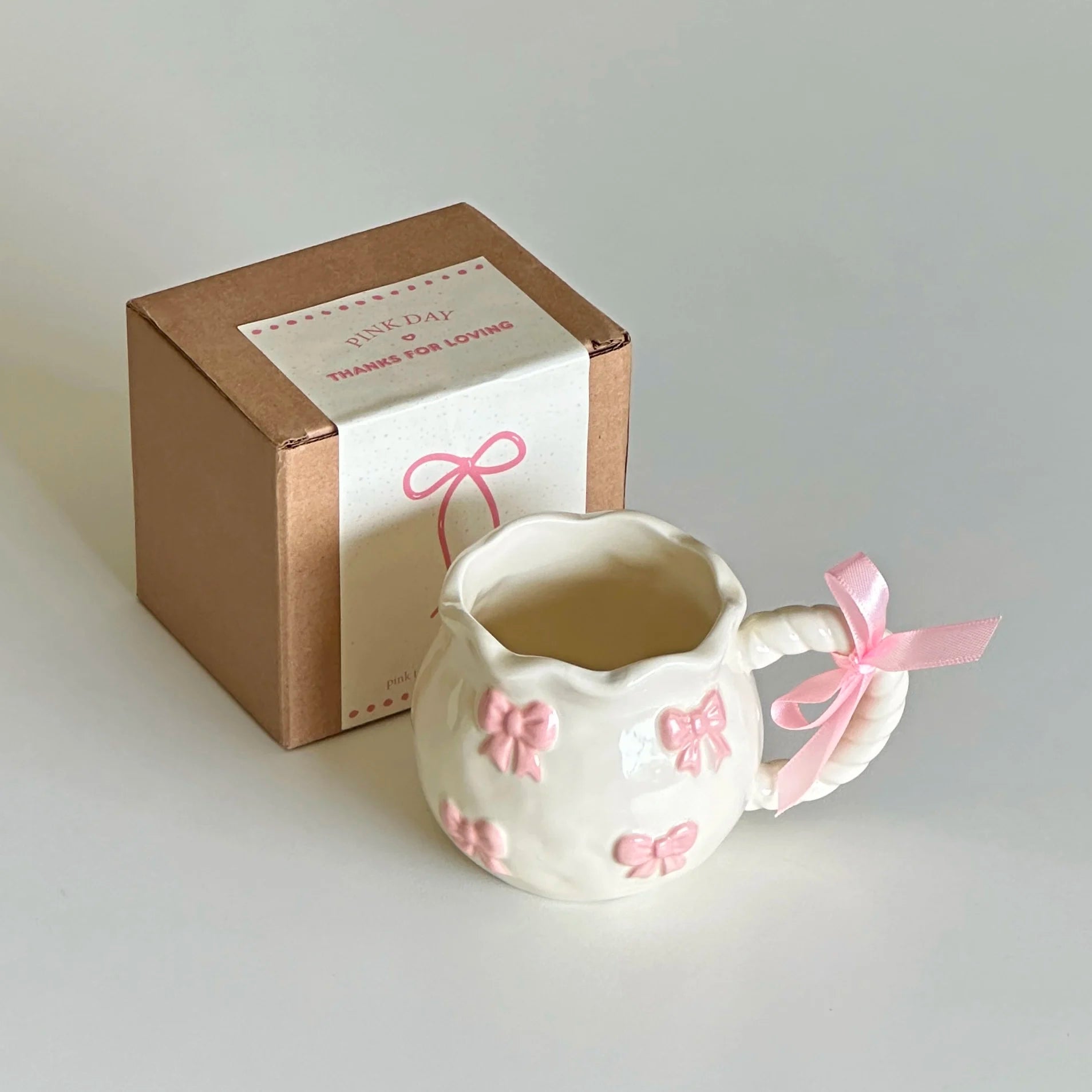Keramikbecher – Süsses Schleifen-Design – 301-400ml