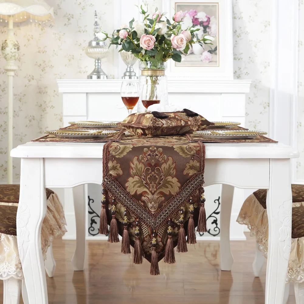 Luxus-Jacquard-Tischläufer – Europäischer Stil – Massanfertigung