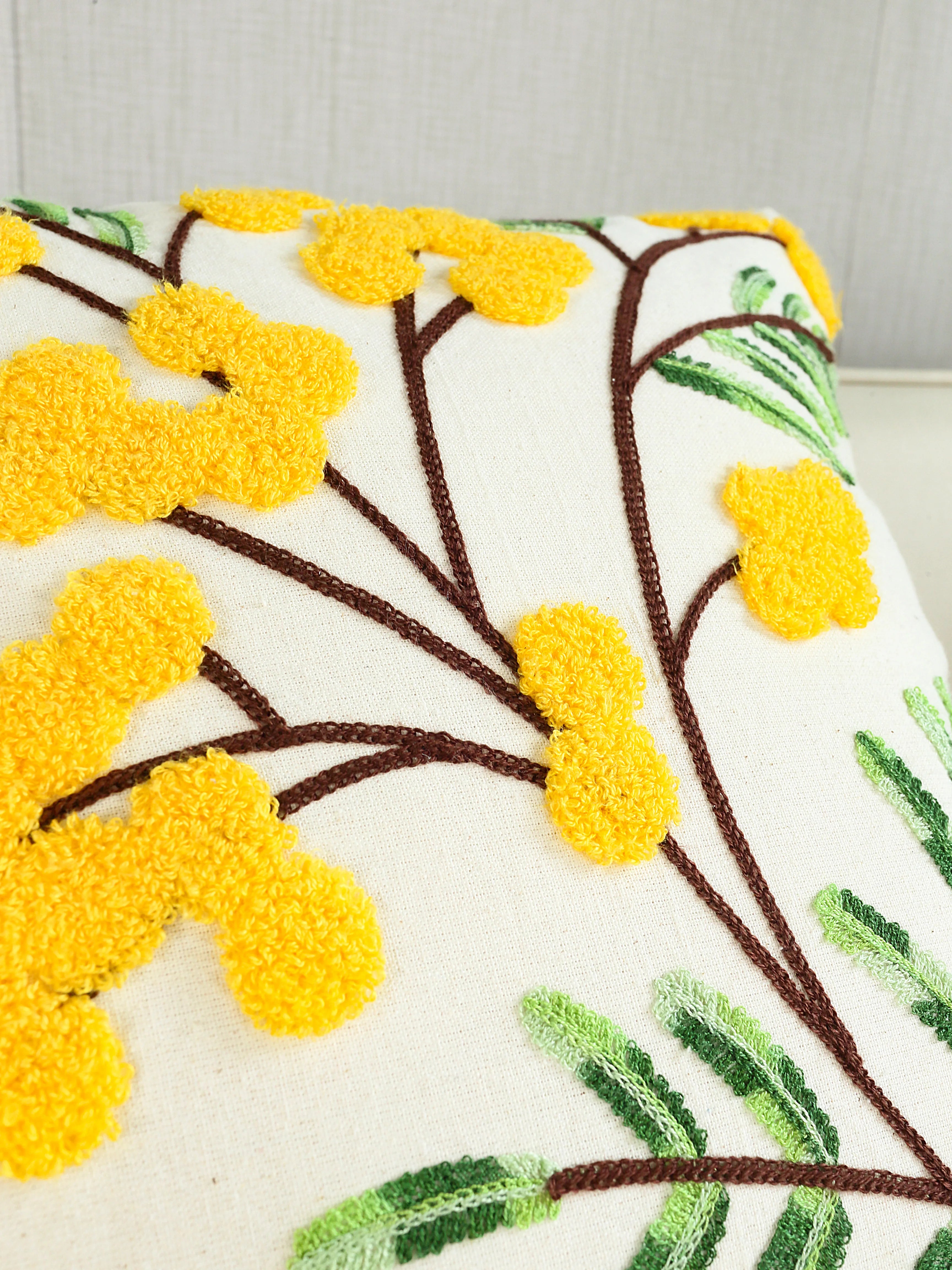 Stickerei Kissenbezug – Florales Polyester – 50x50 cm