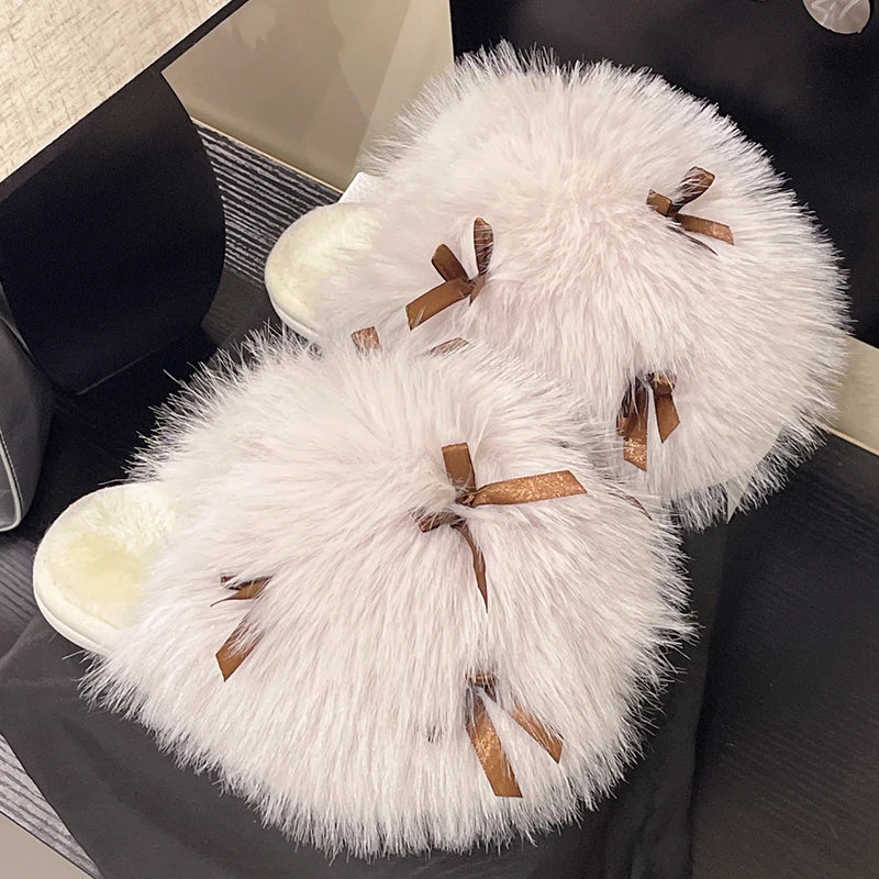 Flauschige Pelzhausschuhe – Komfort Zuhause