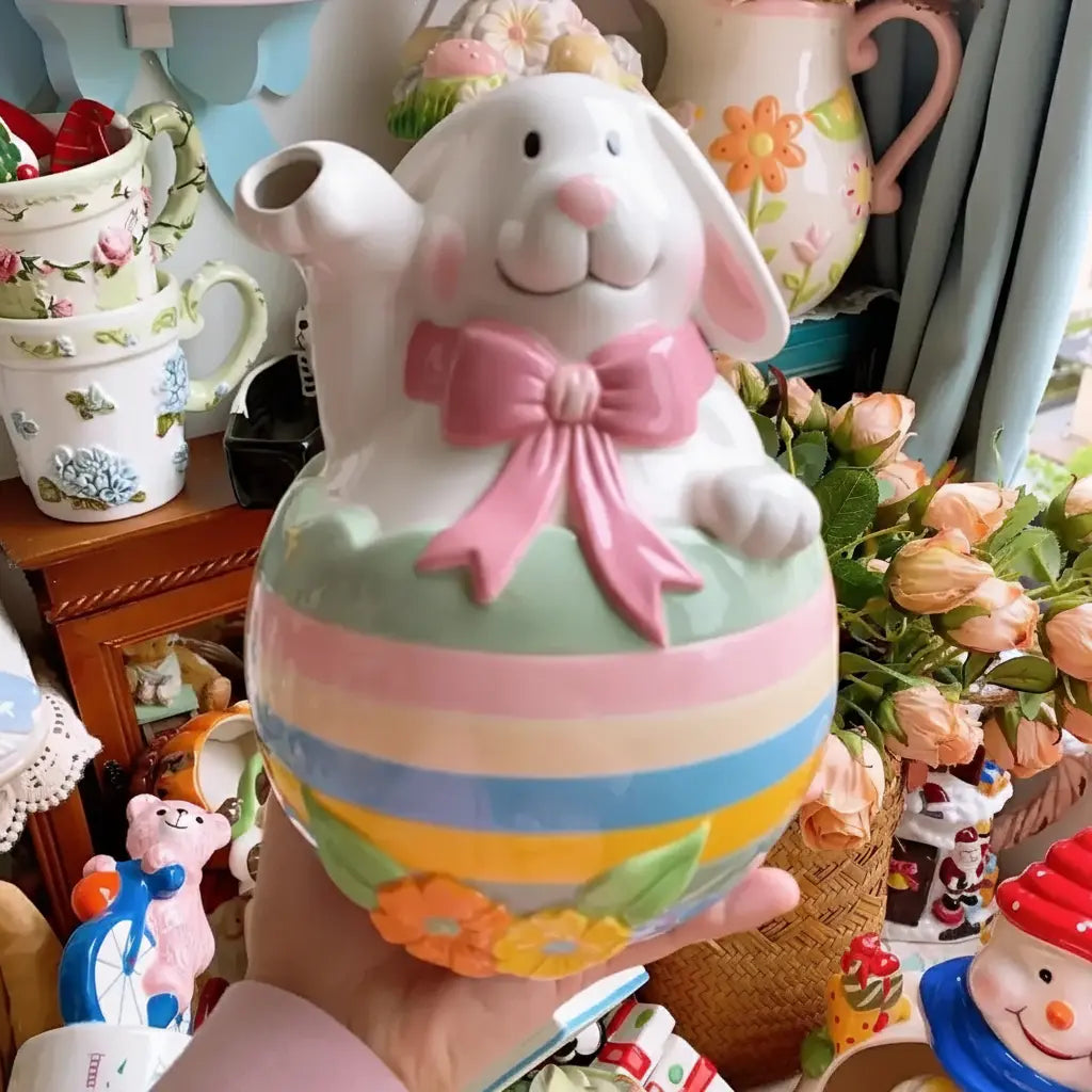 buntes keramikgeschirr im modernen stil, handgezeichnet, mehrfarbig