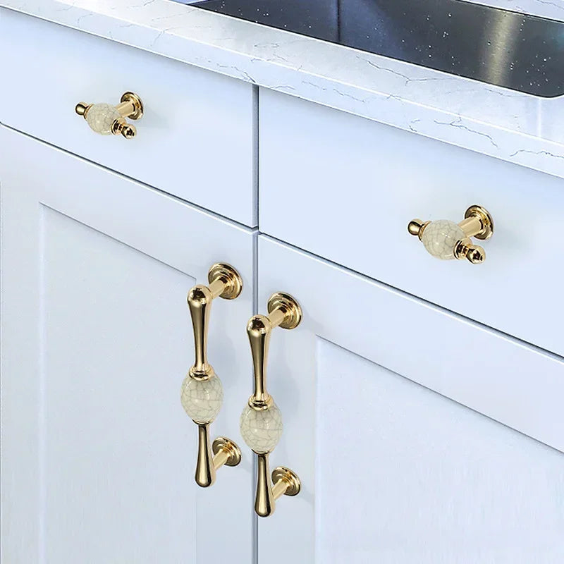 Vintage Türgriffe aus Zinklegierung – Gold, Weiss, Massivholz