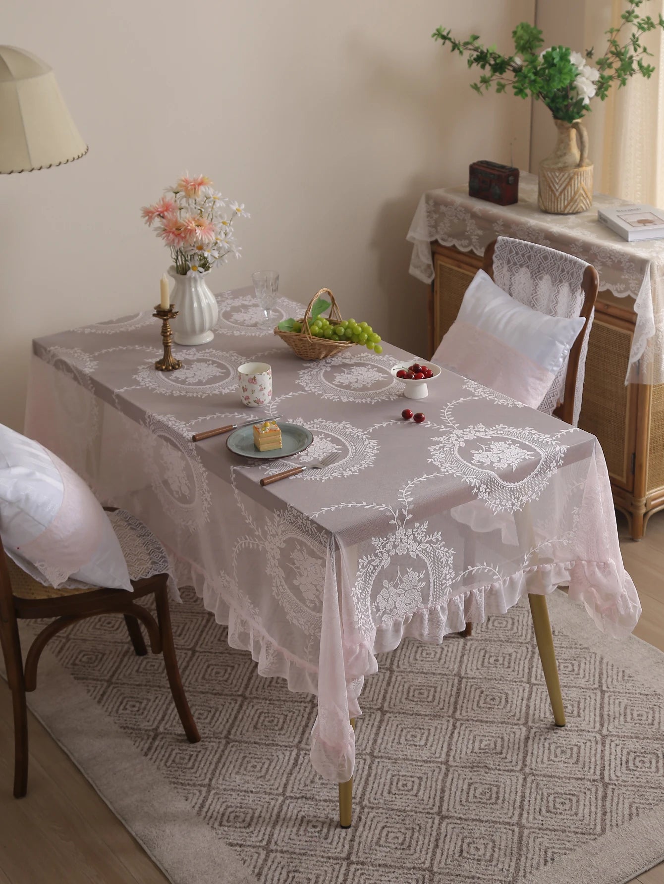 Rustikale Florale Spitzentischdecke – Koreanischer Stil – 140x240cm