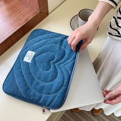 Laptoptasche – Denim-Stickerei – Stossfest