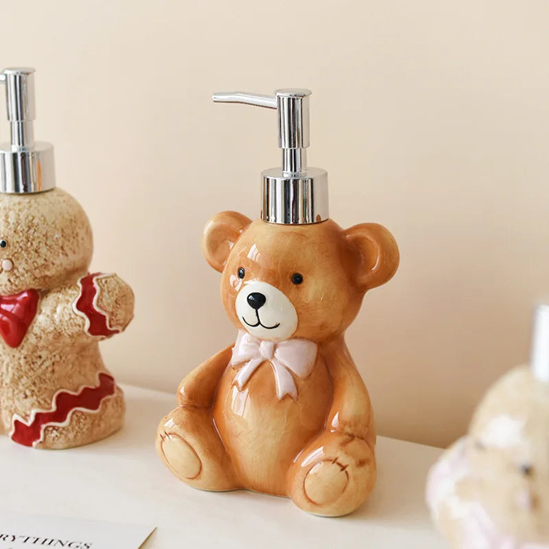 Keramik Seifenspender – Festliches Bär Design – 350ML