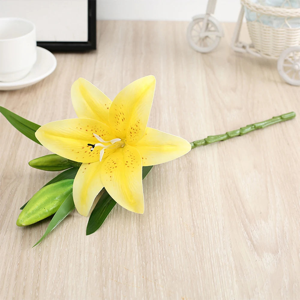 3D Druck Lilie – Elegantes Florales Design – 41cm Heimdeko