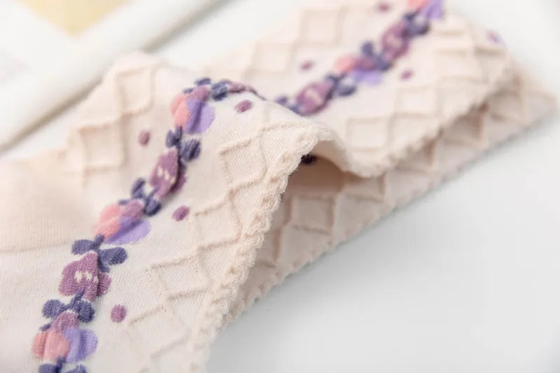 Vintage Floral Socken – Retro Harajuku Stil – Atmungsaktive Baumwolle