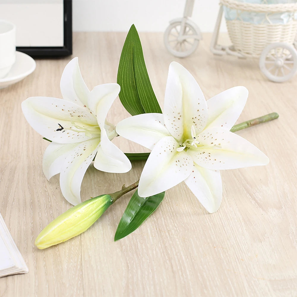 3D Druck Lilie – Elegantes Florales Design – 41cm Heimdeko