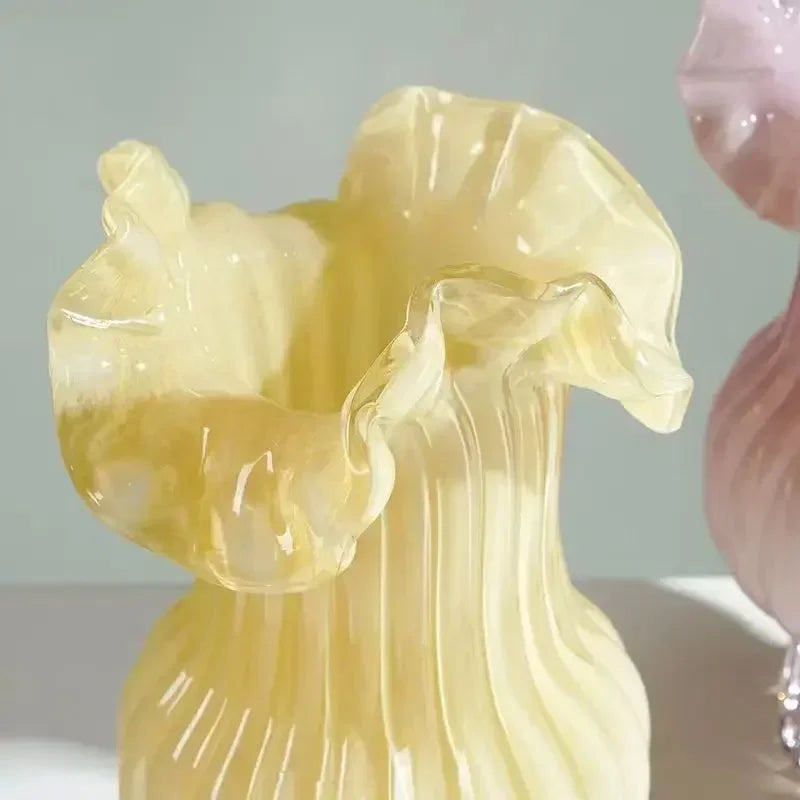 Glasvase – Faltenrock Stil – Tischornament