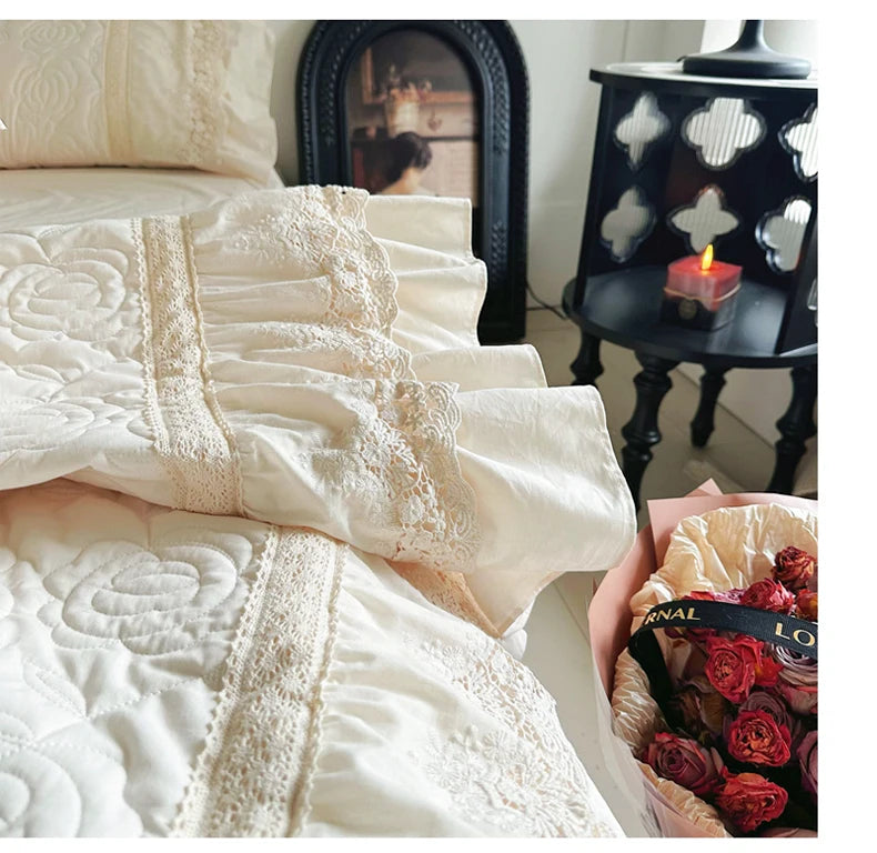Gesteppte Bettdecke Set – Vintage Spitze Baumwolle – Verschiedene Grössen