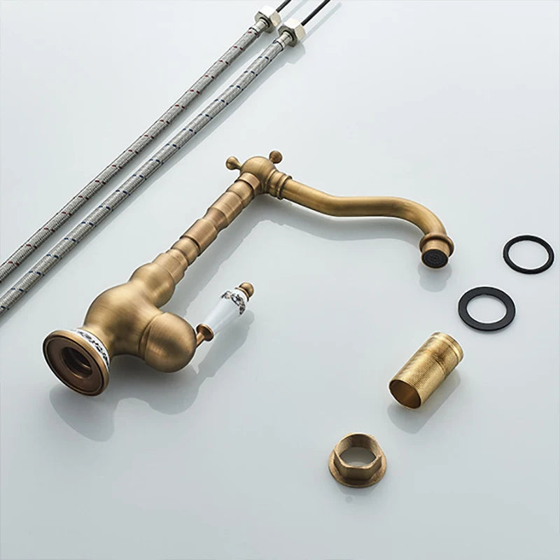 Antik Messing Waschbeckenarmatur – Vintage Deckmontage