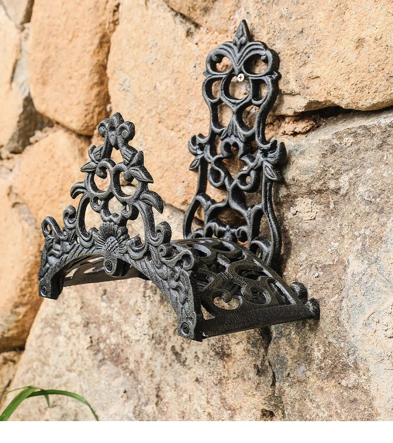 Vintage Wasserrohr Regal – Eisenkunst Design – Aussenbereich