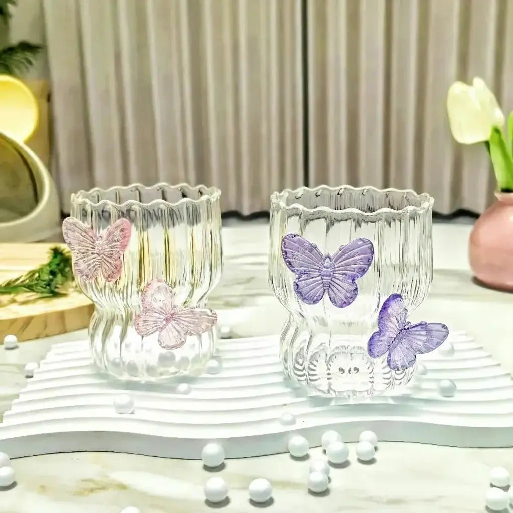 Glas Kaffeetasse – Elegantes 3D Schmetterlingsdesign