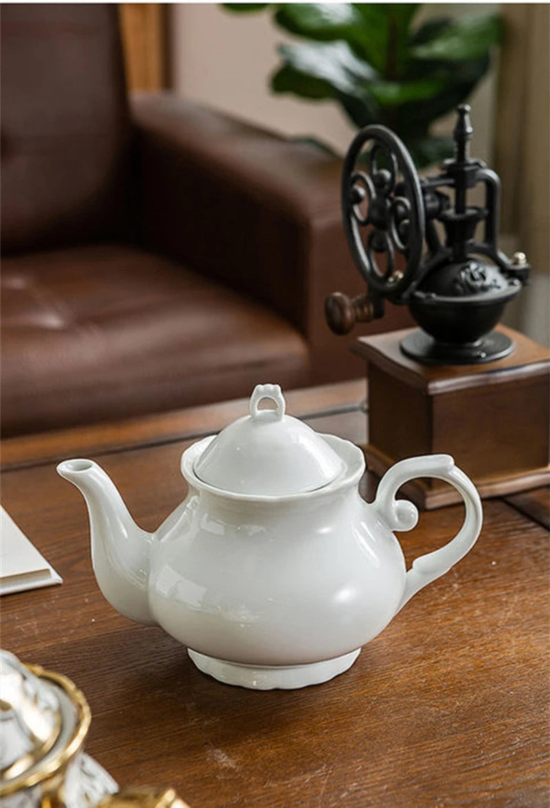 Luxuriöse Teekanne - Elegantes Keramikdesign - 900ml Kapazität