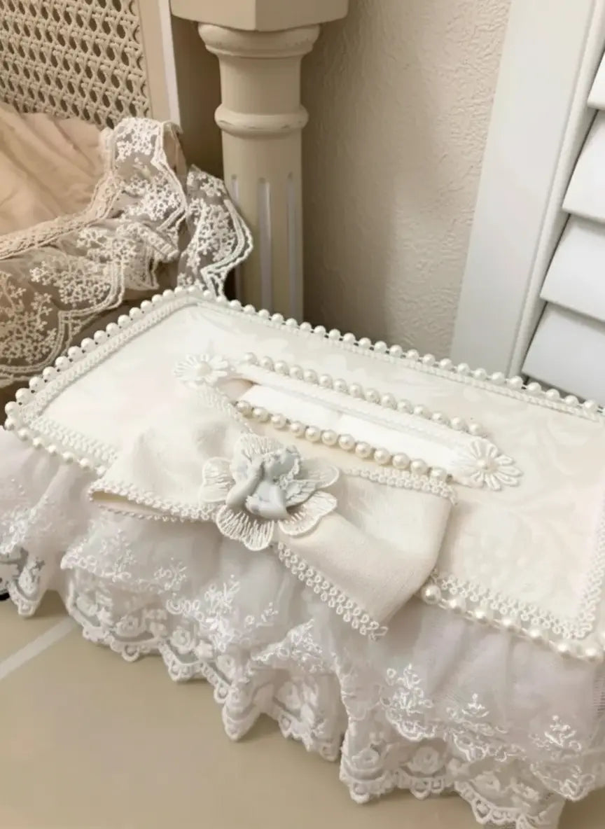 Weisse wasserdichte Taschentuchbox im Boho Stil mit Perlen-Spitzendesign, 19x12x10 cm