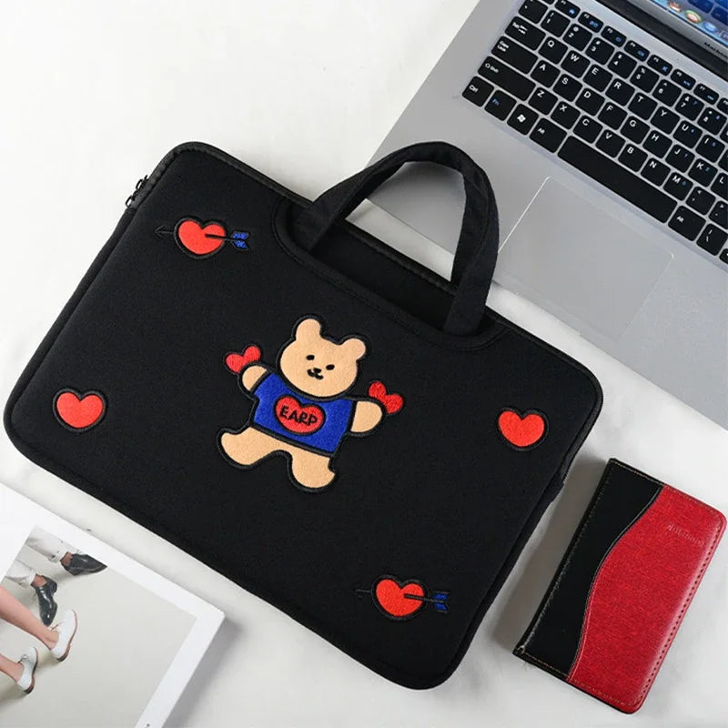 Niedliche Bären-Laptophülle – Polyester Cartoon – Grössen 13-16 Zoll