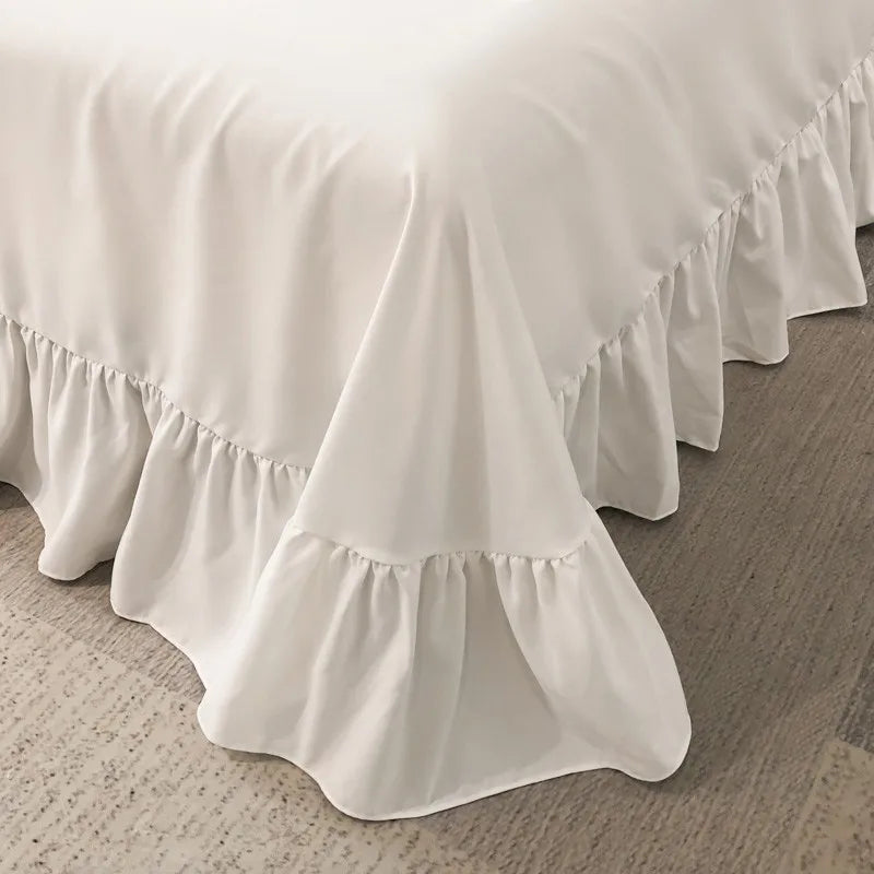 Weisses Bettdecken-Set – Chic-Ruffle-Design – Diverse Grössen