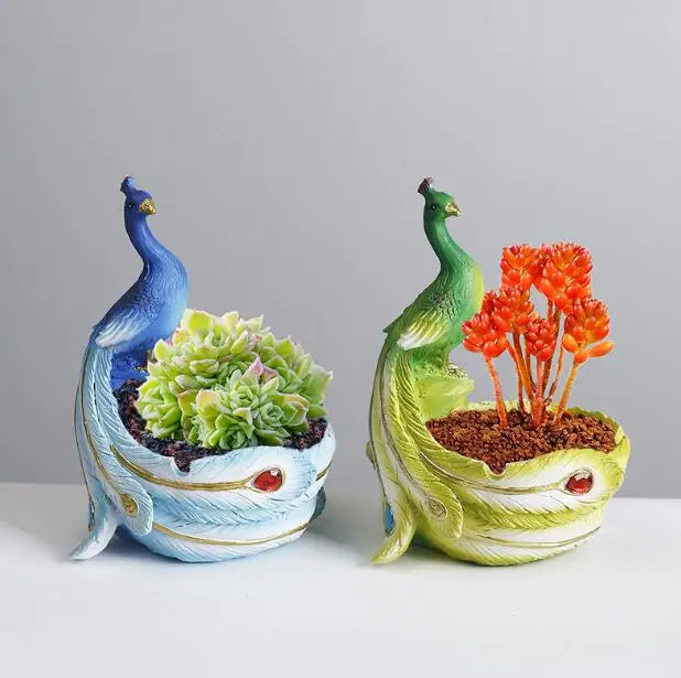 Harz-Pfauentopf – Glasierter Cartoon-Stil – Desktop-Deko