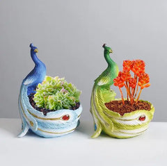 Harz-Pfauentopf – Glasierter Cartoon-Stil – Desktop-Deko