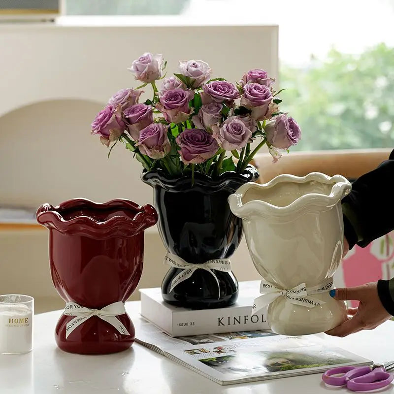 Keramik Vase – Modernes Keramikdesign – Boden eingesetzt