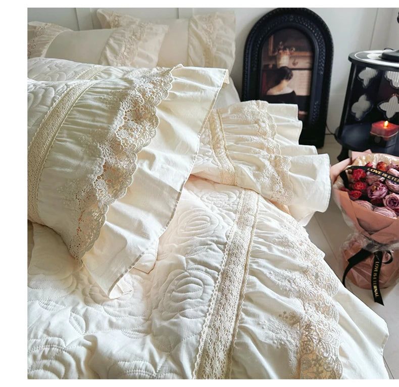 Gesteppte Bettdecke Set – Vintage Spitze Baumwolle – Verschiedene Grössen