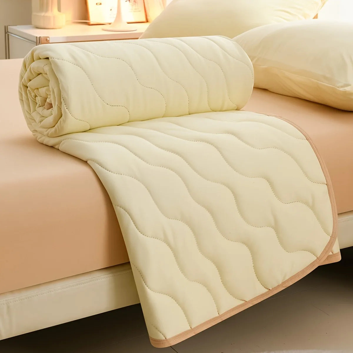 Floral Flanelldecke – Modernes Erdbeerdesign – Ganzjahreskomfort