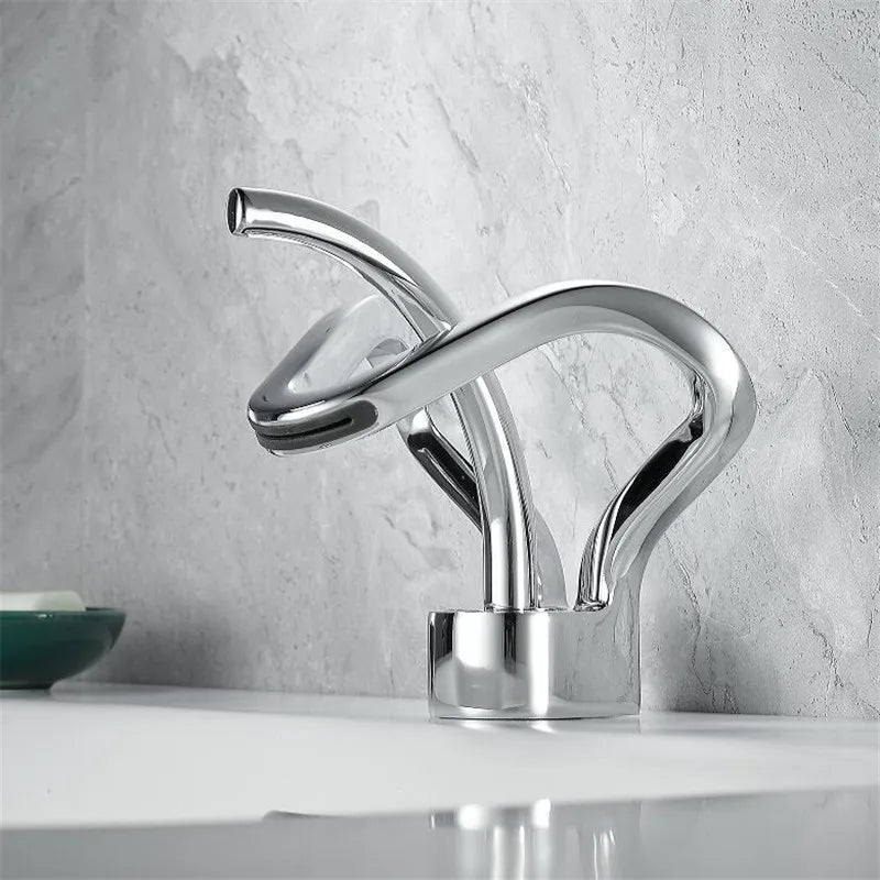 Badarmatur – Messing Design – Zeitlose Eleganz