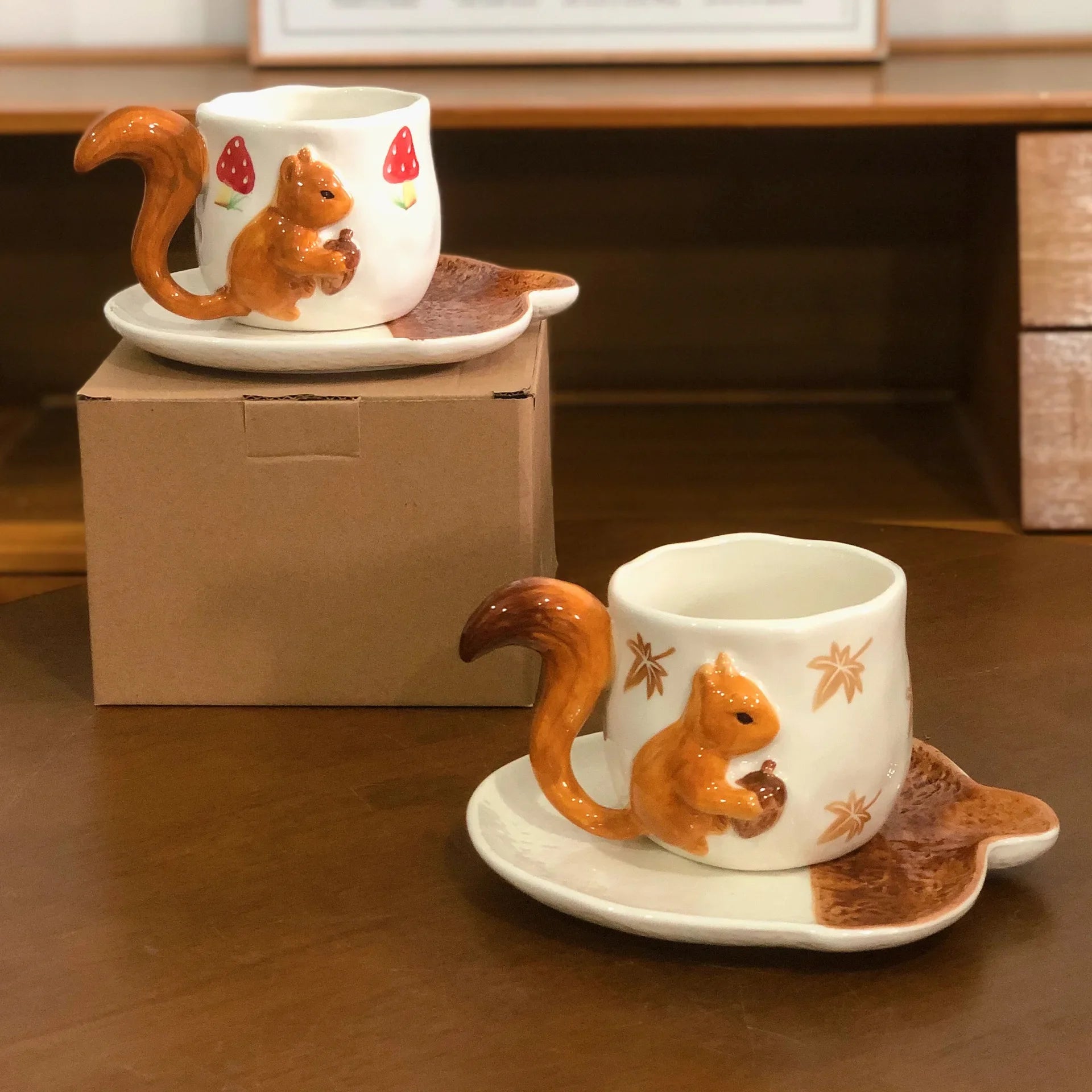 Porzellan-Teetasse & Untertasse - Eichhörnchen-Design - 350ml