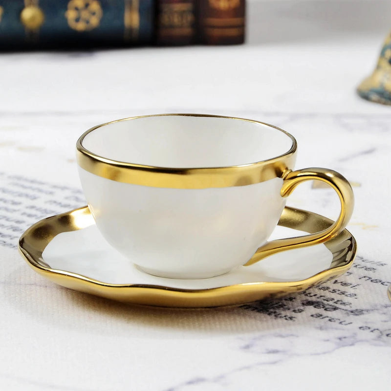 Europäisches Gold-Keramik-Kaffeeset – Elegantes Design 200ml