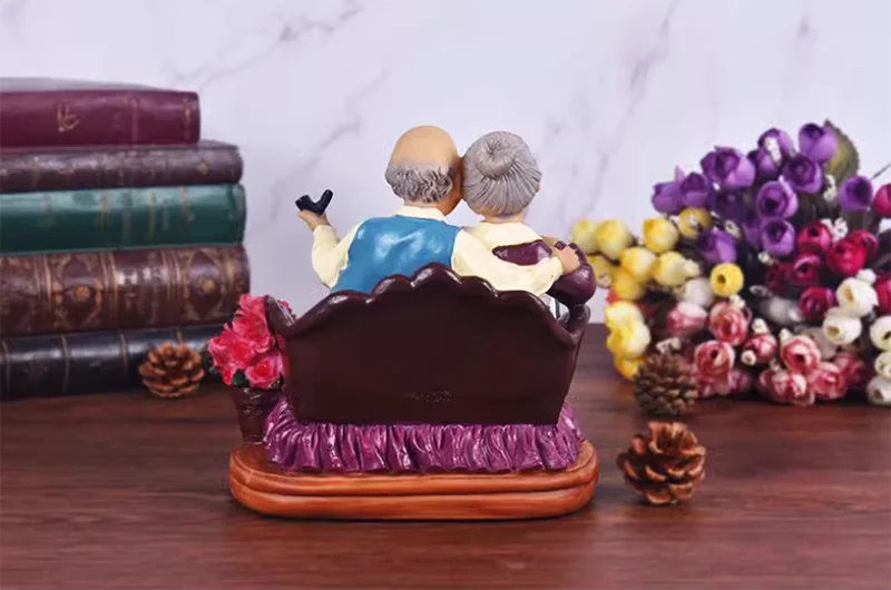 Moderne Resin-Statue – Grosseltern Edition