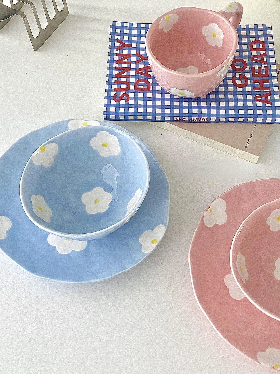 Keramikgeschirrset – Blumendesign – Pink & Blau Varianten