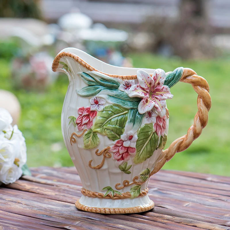 Lily Vase – Elegantes Design – Büro & Wohnzimmer