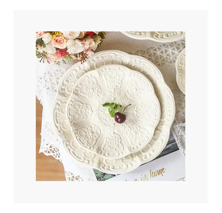 Keramikrelief-Teekanne – Elegantes Porzellan-Set