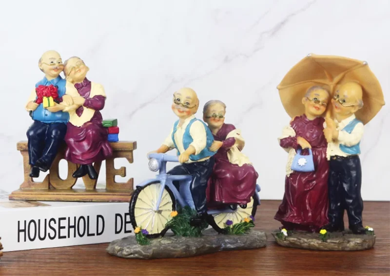 Moderne Resin-Statue – Grosseltern Edition