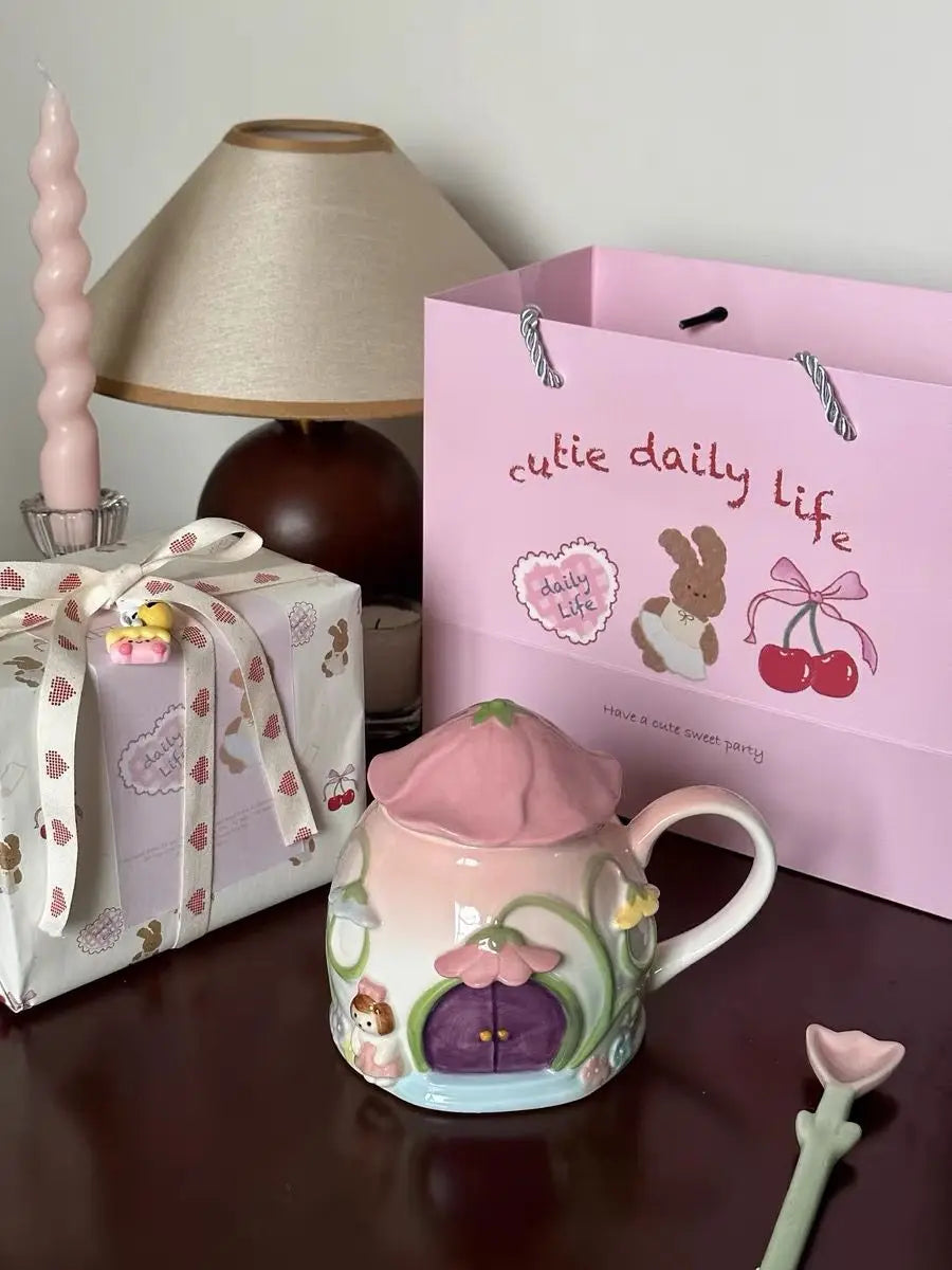 Niedliches Mädchen Keramiktasse – Handgemacht Bone China mit Deckel