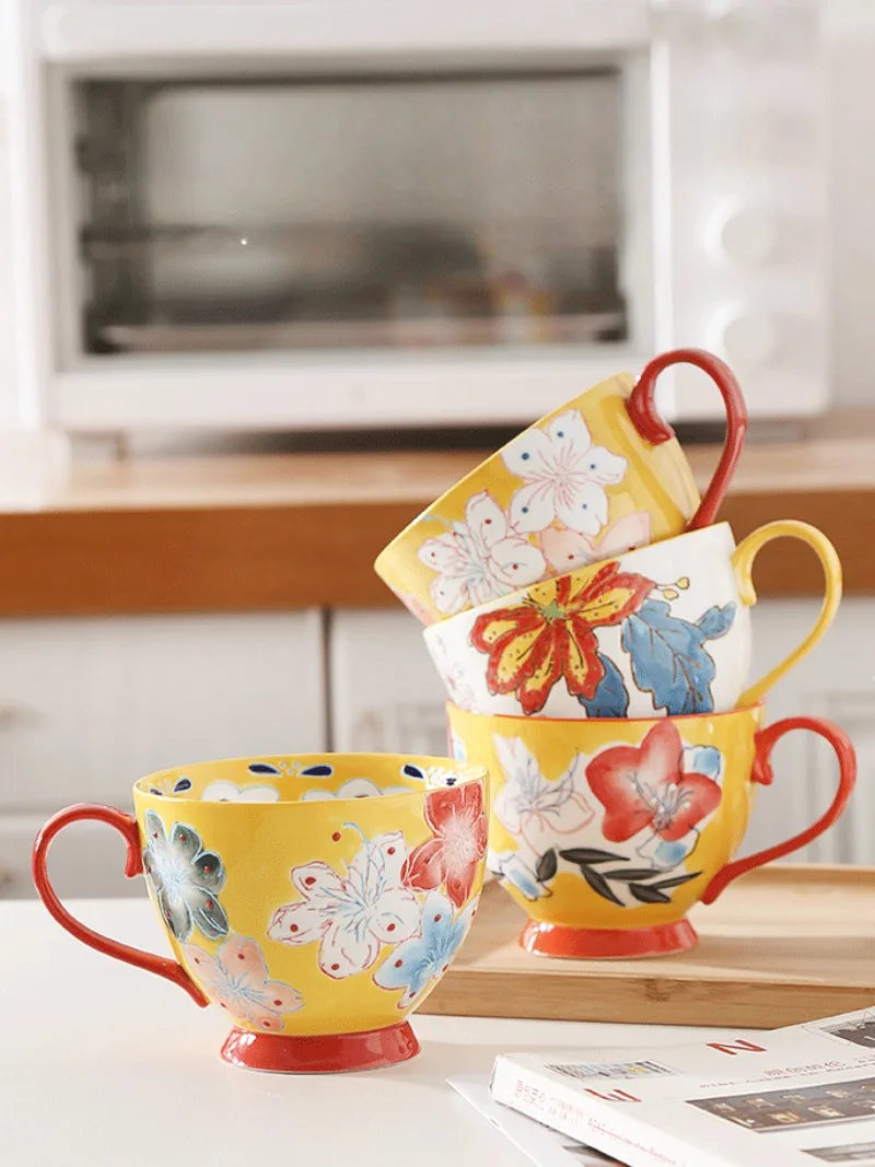 Keramik Kaffeetasse – Vintage Blumenmuster – 500ml