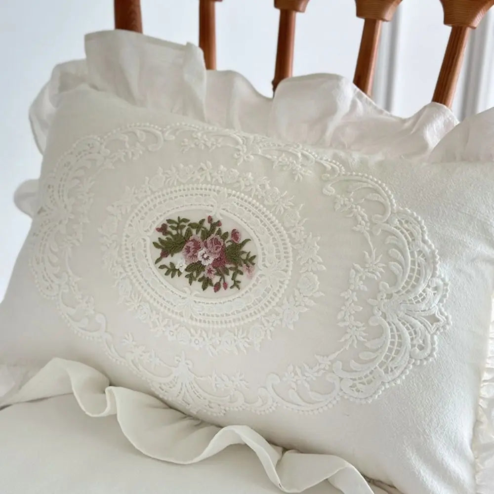 Französische Spitzenkissenhülle – Weiche Baumwolle – Schlafzimmer