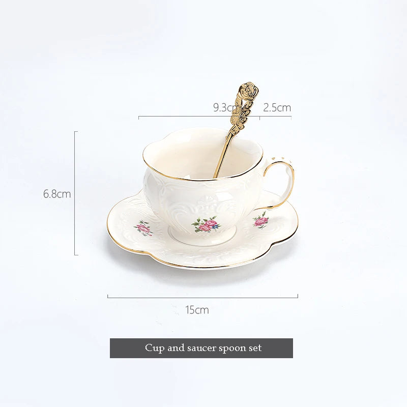 Vintage Teeset – Porzellan Blumen Design für Zuhause