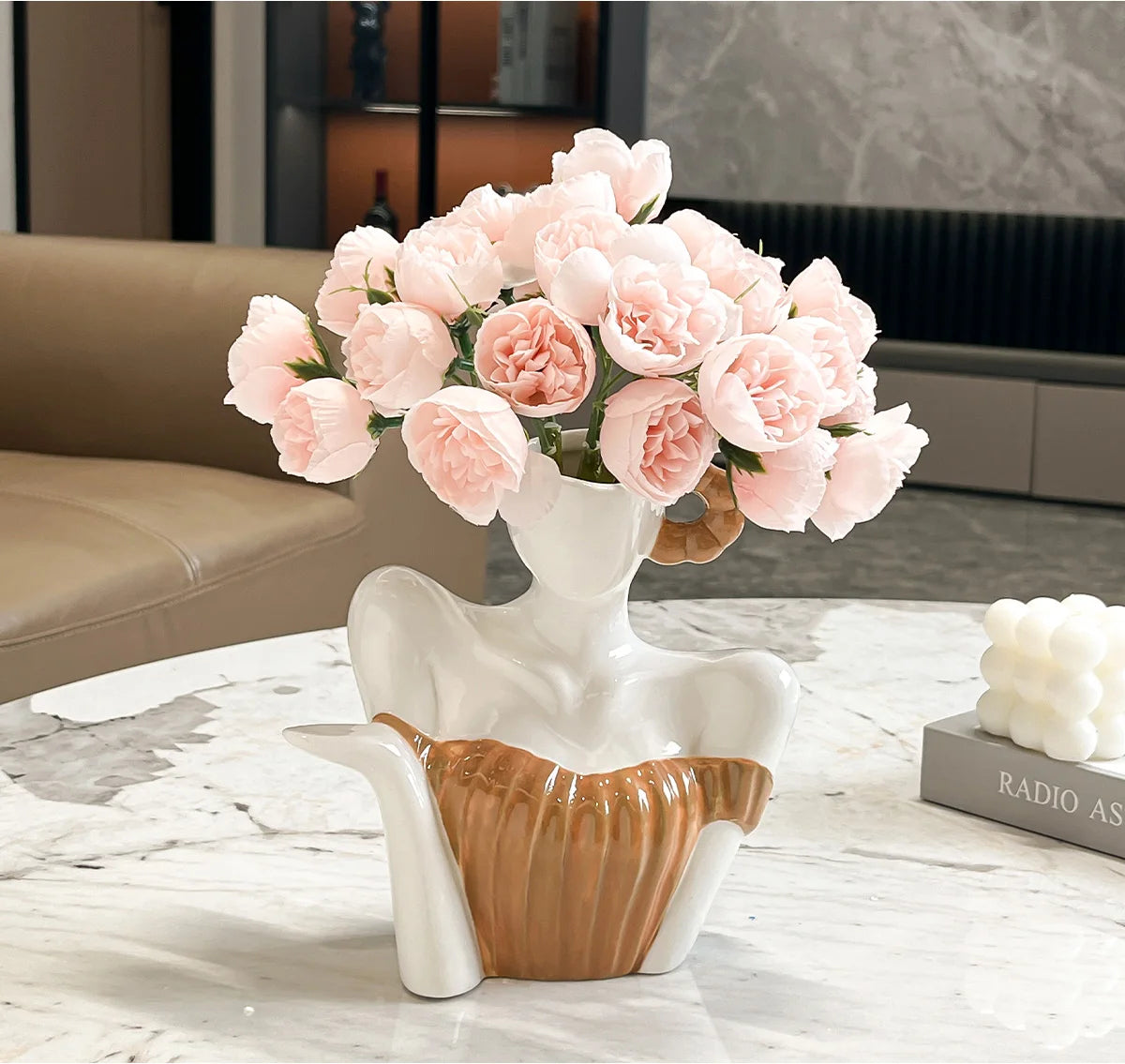 Keramikvase - Moderne Kunstgöttin - Wohnzimmer