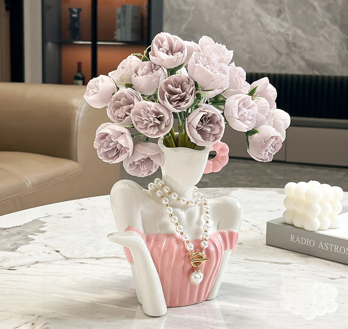 Keramikvase - Moderne Kunstgöttin - Wohnzimmer