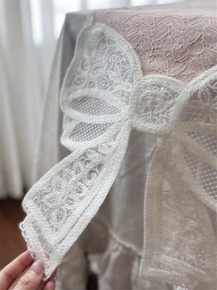 Elegante Spitzen-Tischläufer – Französisches Design – 30x190cm