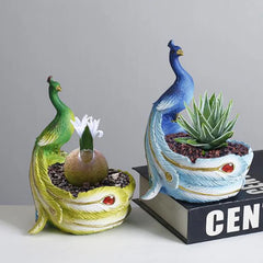 Harz-Pfauentopf – Glasierter Cartoon-Stil – Desktop-Deko