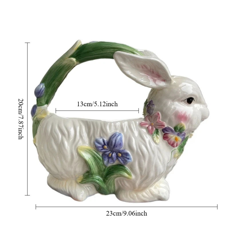 Nordischer Hasen-Ornament - Keramikdesign fürs Wohnzimmer