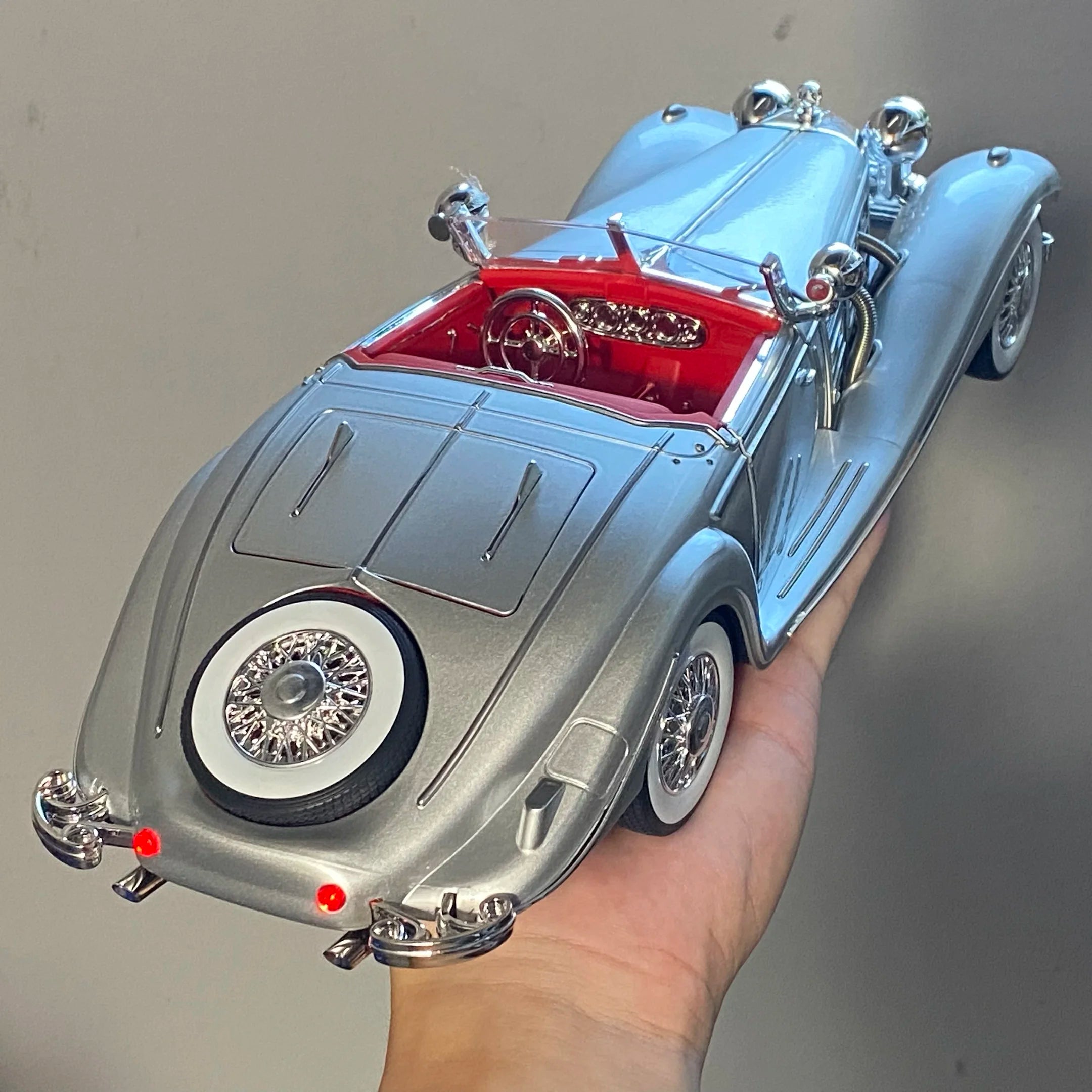 Klassischer Auto Modell – Metall 1:18 Benz 500K 1936