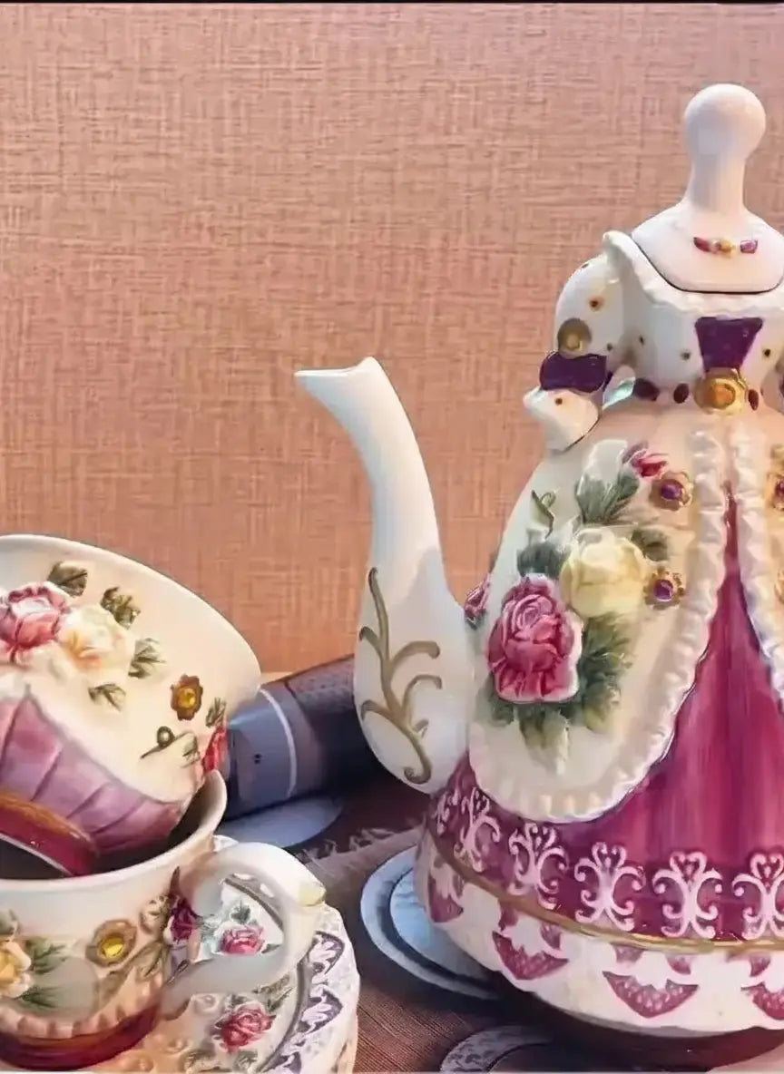Keramik Kaffeehalter – Handbemalter 3D-Rosendeckel