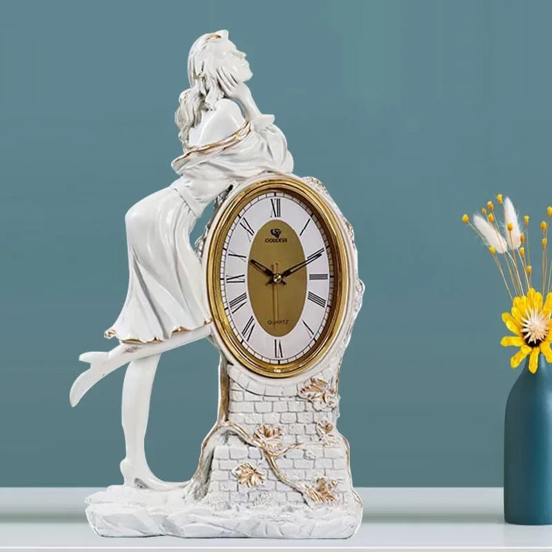 Quarztischuhr – Antikes Metall-Design