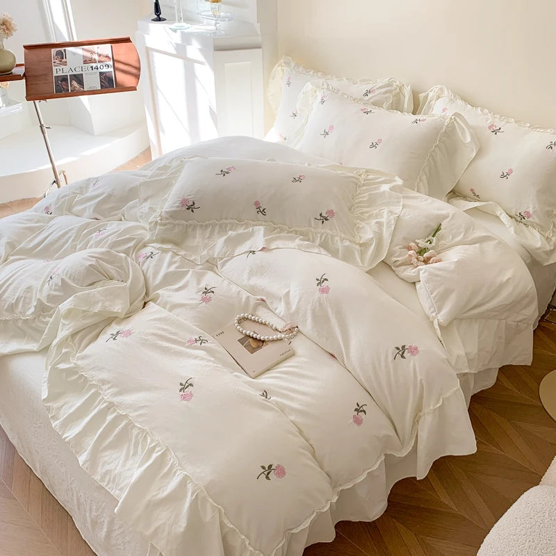 Luxus Bettwäsche Set – Besticktes Polyester – Verschiedene Grössen