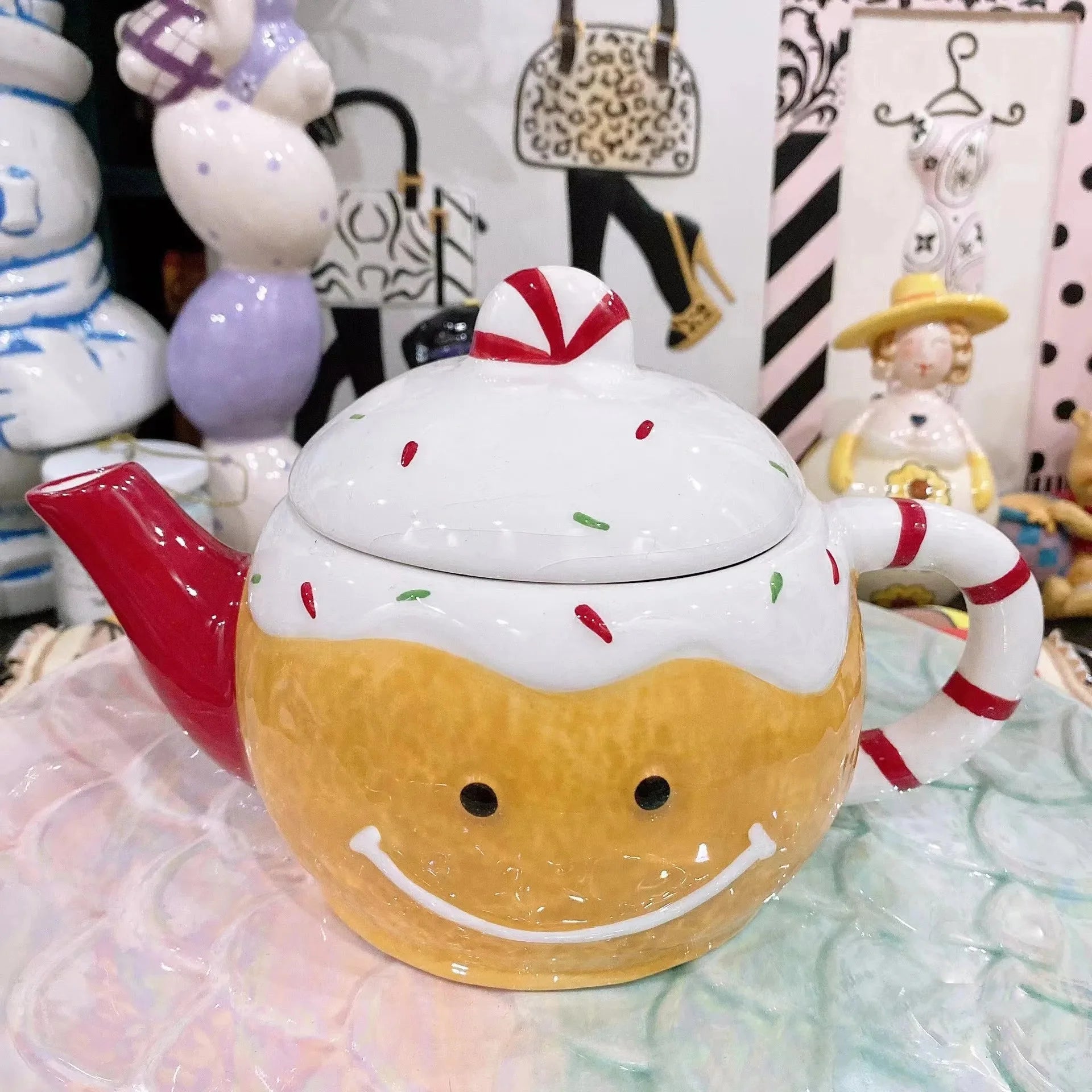 Bunte handgezeichnete 3D-Keramikgeschirr in mehreren Farben für den Esstisch